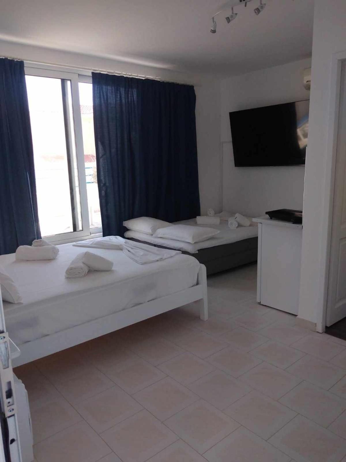 Blue Dolphin Studios And Apartment Βάγια Εξωτερικό φωτογραφία